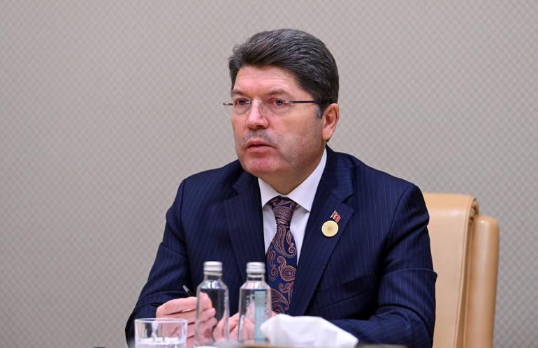 Bakan Tunç, Güney Afrikalı mevkidaşı Kubayi ile görüştü