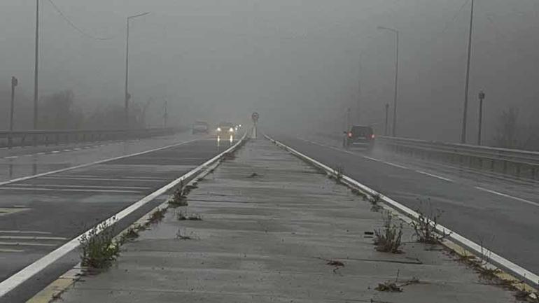 Bolu Dağında sis; görüş mesafesi 25 metreye düştü