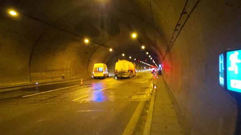 Tünelde alev alan su tankeri itfaiye ekiplerince söndürüldü