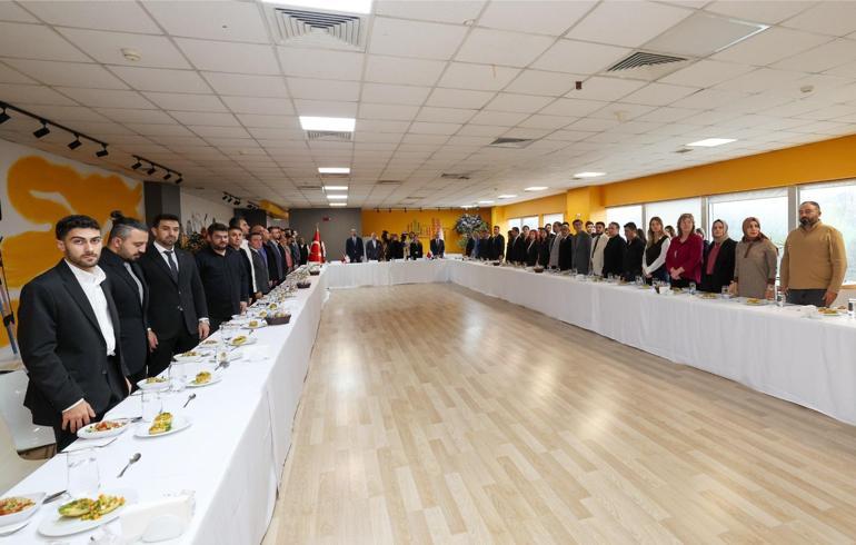 Demirören Medya ve Teknoloji MTAL’de Öğretmenler Günü etkinliği