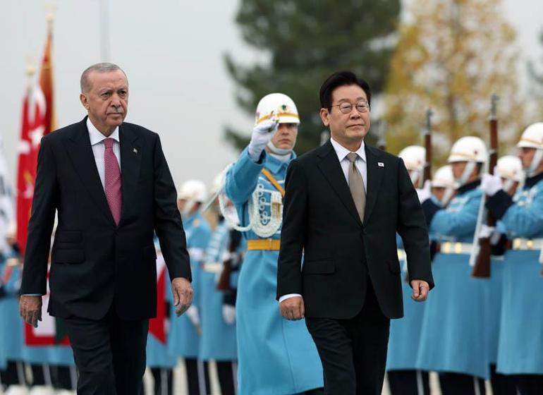 Cumhurbaşkanı Erdoğan, Güney Kore Cumhurbaşkanı Leeyi resmi törenle karşıladı