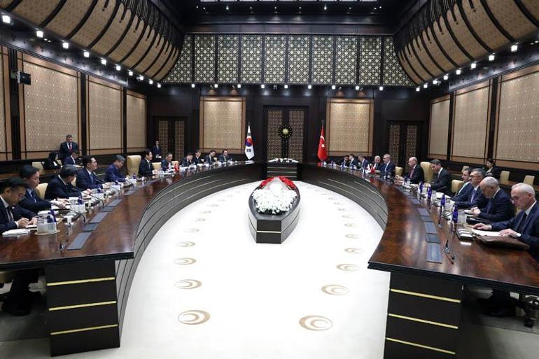 Cumhurbaşkanı Erdoğan, Güney Kore Cumhurbaşkanı Leeyi resmi törenle karşıladı