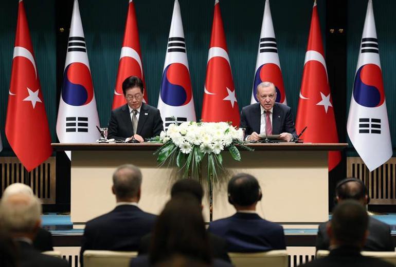 Cumhurbaşkanı Erdoğan, Güney Kore Cumhurbaşkanı Leeyi resmi törenle karşıladı