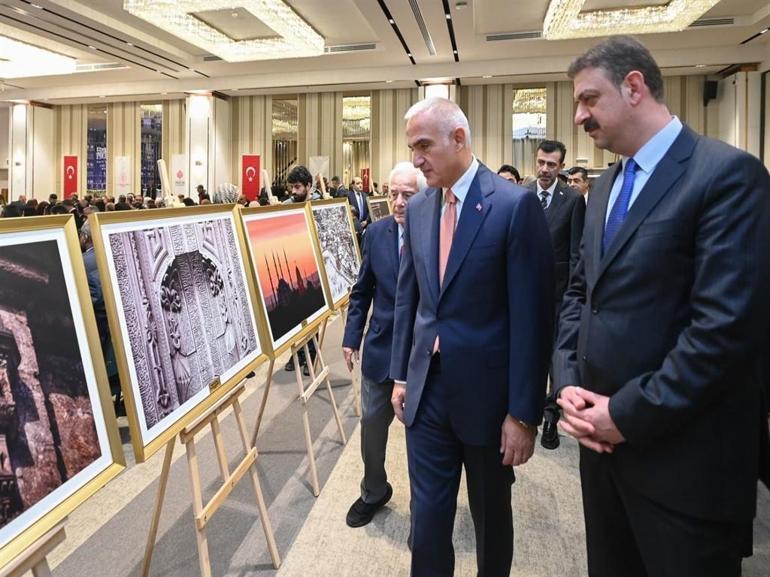 Bakan Ersoy: Ayasofya’daki çalışmalar sanat ve bilimin buluştuğu koruma seferberliğidir