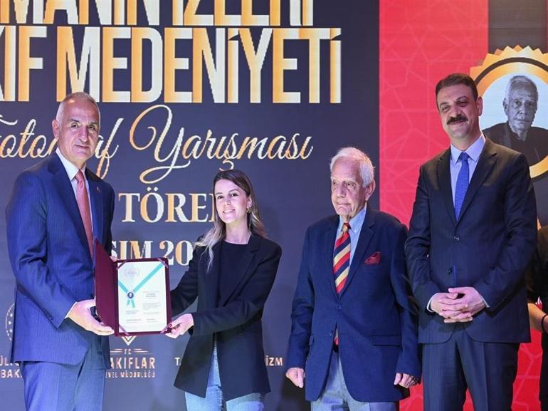 Bakan Ersoy: Ayasofya’daki çalışmalar sanat ve bilimin buluştuğu koruma seferberliğidir