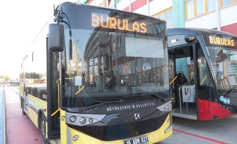 Belediye otobüsü şoförü, kalp krizi geçiren yolcuyu hastaneye yetiştirdi; o anlar kamerada