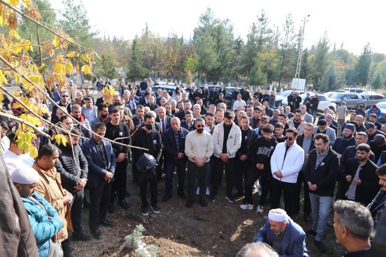 Evinde ölü bulunan bölüm başkanı, kalp krizi geçirmiş