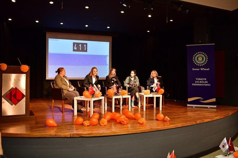 ‘Kadına dijital şiddetin en önemli sebeplerinden biri toplumsal baskı’