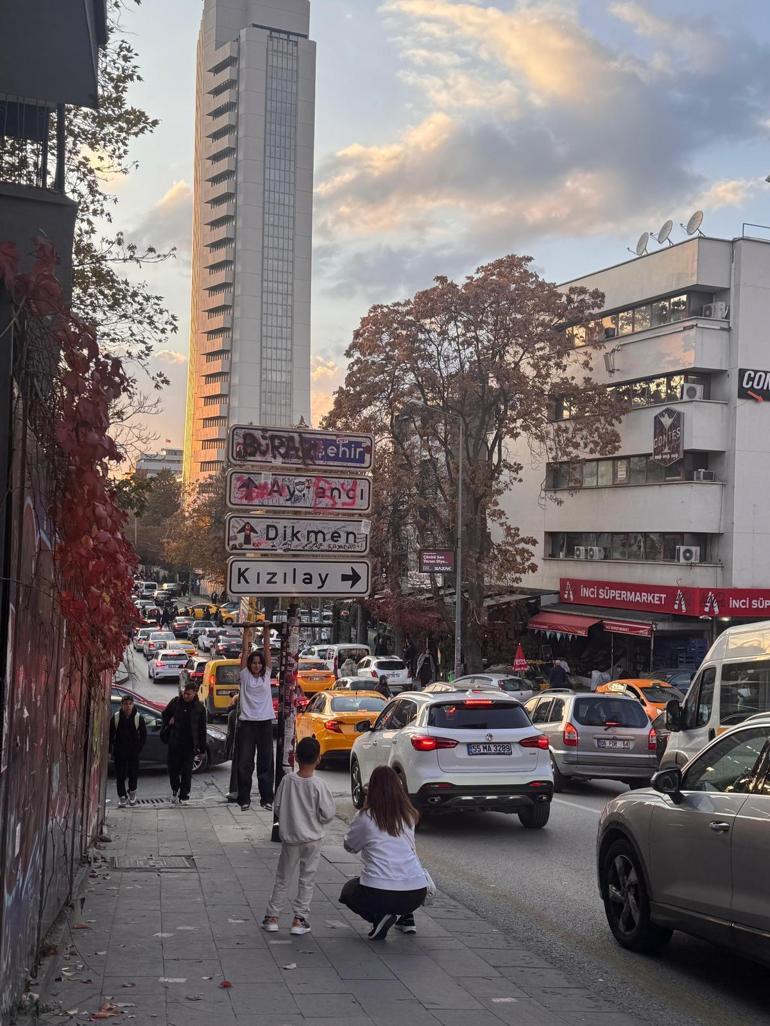 Kızılay tabelası, 4üncü kez yenilendi