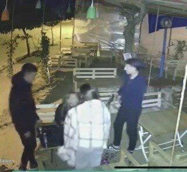 Kafede kız kardeşinin başına tabanca dayayıp, şaka yaptığını öne süren ağabey gözaltında