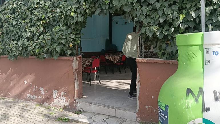 Kahvehanede oyun oynarken eski kayınpederi ve kayınbiraderi tarafından darbedildi