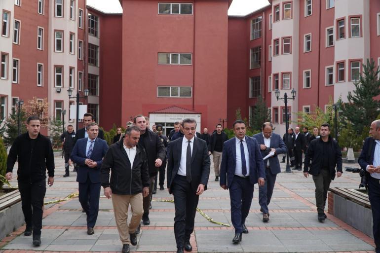 Gümüşhane Üniversitesinde kadın memur silahla rehin alındı; şüpheli ikna edildi