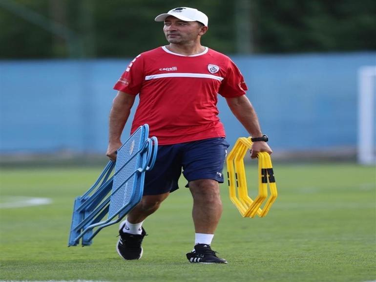 5 kardeş, farklı şehirlerde aynı işi yapıyor