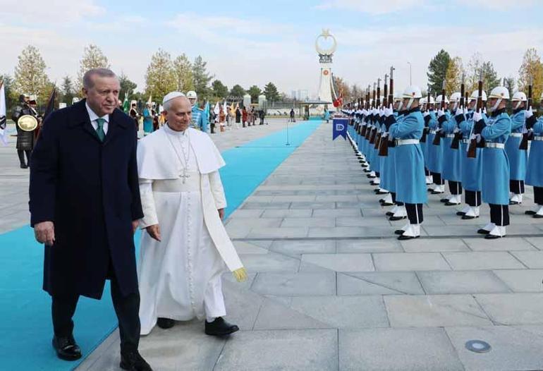 Cumhurbaşkanı Erdoğan, Papa 14üncü Leoyu resmi törenle karşıladı
