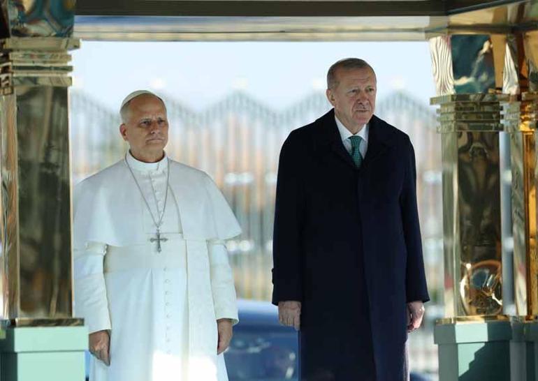 Cumhurbaşkanı Erdoğan, Papa 14üncü Leoyu resmi törenle karşıladı