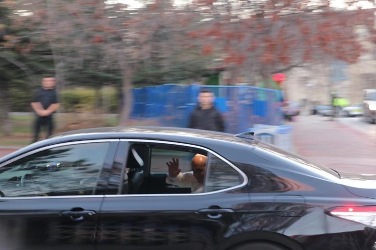 Papa 14üncü Leo, Ankarada