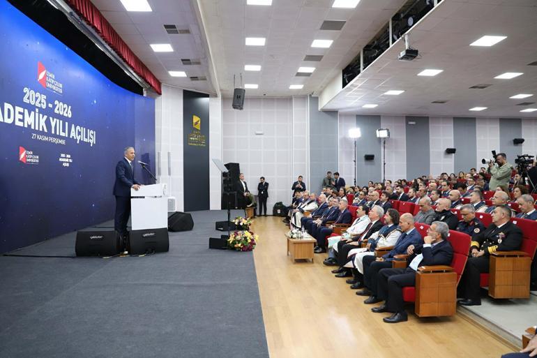 Bakan Yerlikaya: Trafik kültürünü gençlerimizle birlikte oluşturacağız