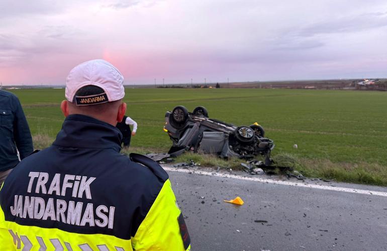 Tankerle çarpışan otomobildeki kadın öldü, eşi yaralandı