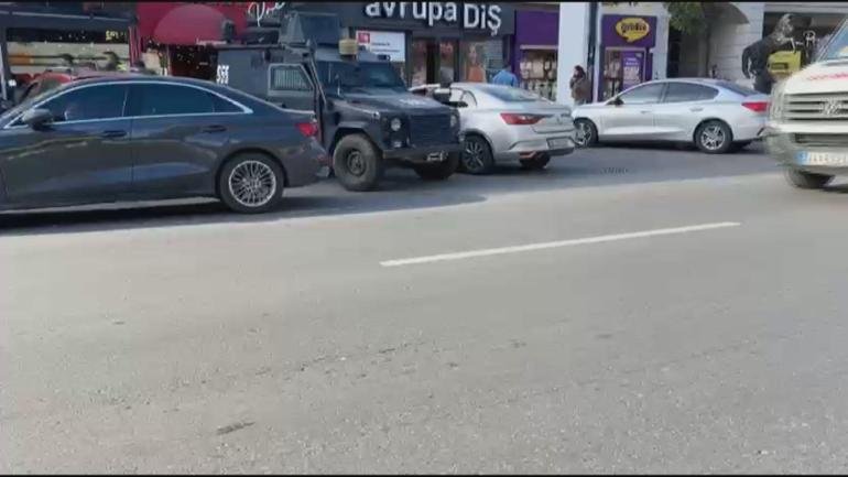 Esenyurtta kaldırımda el bombası bulundu
