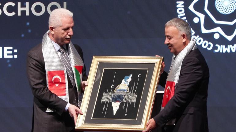 5inci Uluslararası Model İslam İşbirliği Teşkilatı Liseler Zirvesi İstanbulda başladı