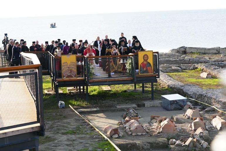 Papa 14’üncü Leo, İznikte