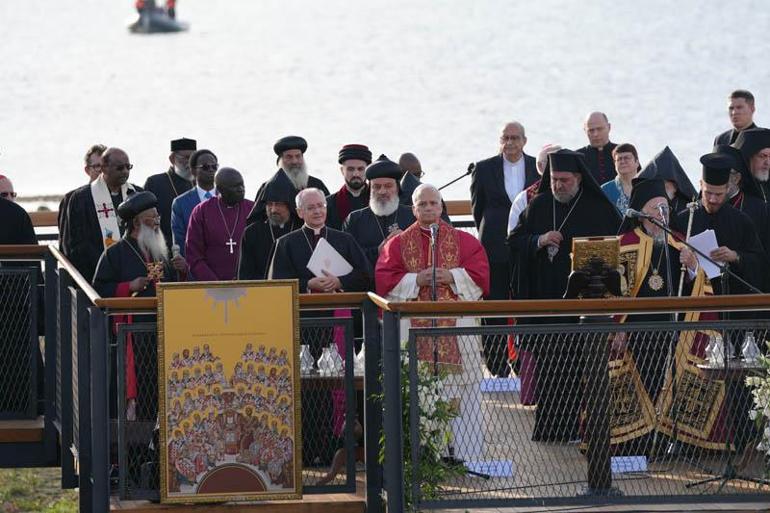 Papa 14’üncü Leo, İznikte
