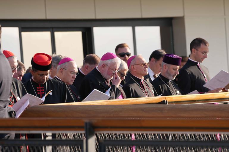 Papa 14’üncü Leo, İznikte