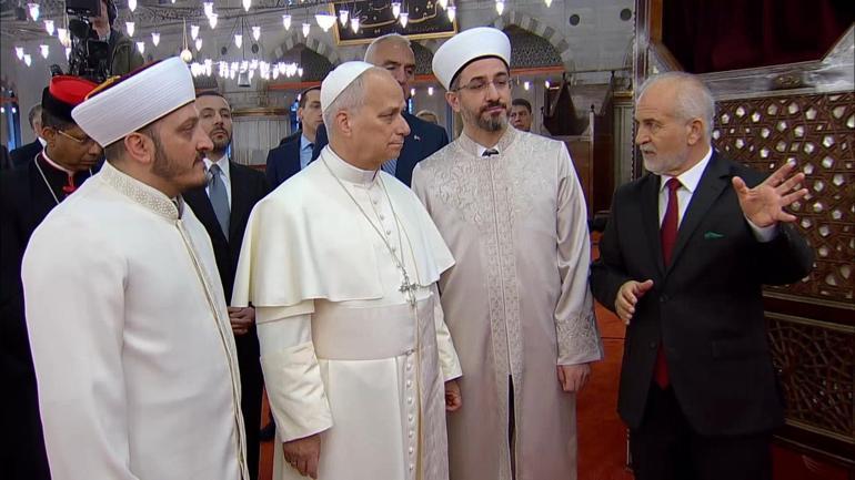 Papa 14’üncü Leo Sultanahmet Camii’ni ziyaret etti