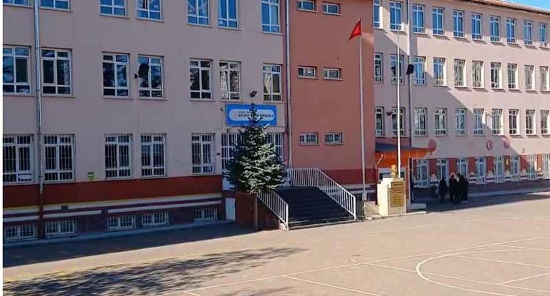 Çocuğun şekerleme yerken ölümü sonrası uzmandan Heimlich manevrası önerisi