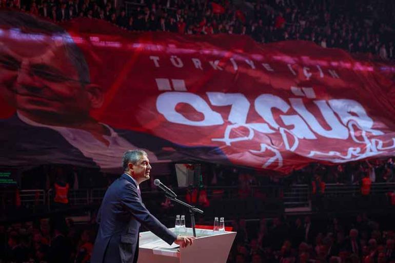 Özgür Özel: CHP, bizi eskiye döndürmek isteyenlerden arınacak