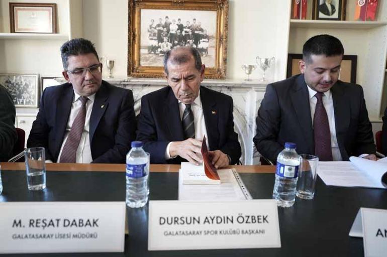 Kaptan ve Şair: Emin Bülent Serdaroğlu Ketebe Yayınlarından çıktı