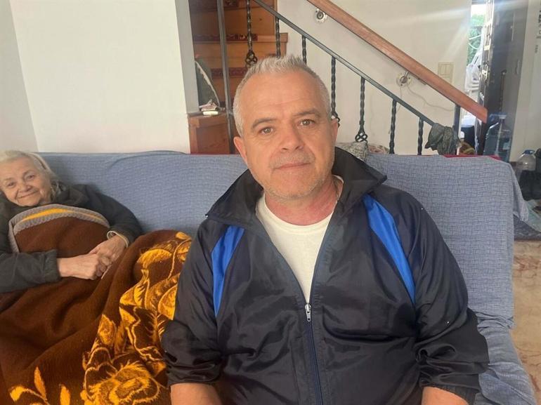 İzmirde sağanak etkili oldu