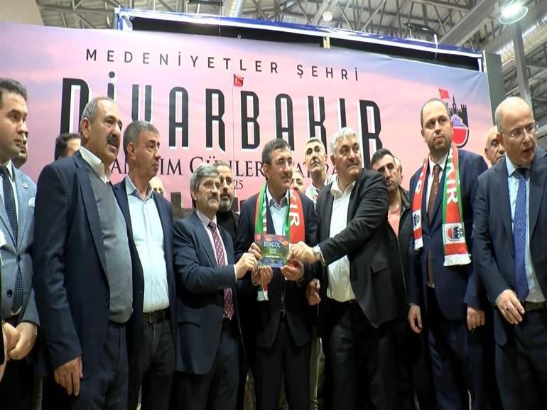 Cumhurbaşkanı Yardımcısı Cevdet Yılmaz, Diyarbakır Tanıtım Günlerine katıldı