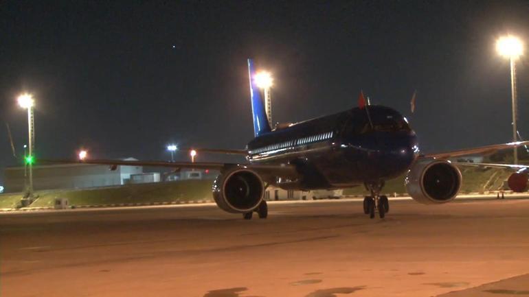 Papa’nın uçağı için teknisyen geldi; yazılım yüklemesi yapılacak