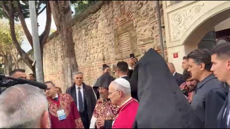 Papa 14. Leo Kumkapı Patriklik Kilisesini ziyaret etti