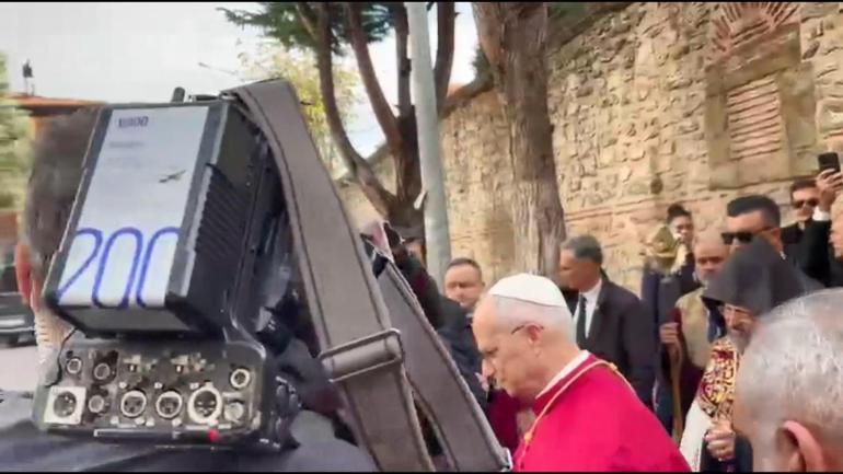 Papa 14. Leo Kumkapı Patriklik Kilisesini ziyaret etti