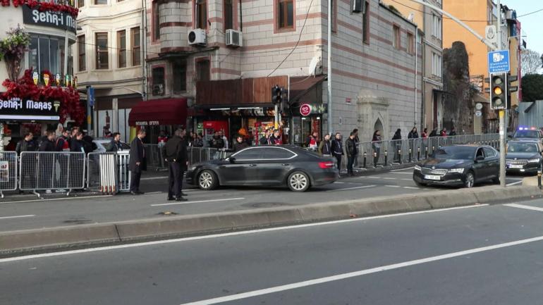 Papa 14. Leo Fener Rum Patrikhanesinde ayine katıldı