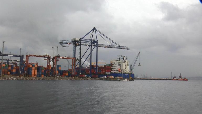 Balıkçı teknesi alabora oldu: 1 ölü, 1 yaralı