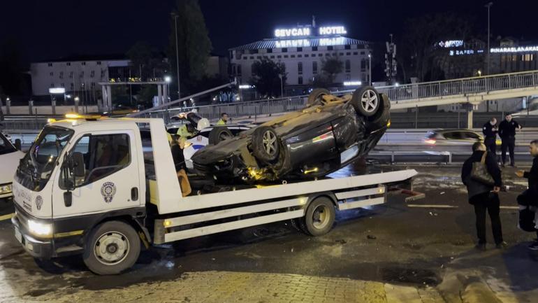 Küçükçekmecede zincirleme kaza: 3 yaralı