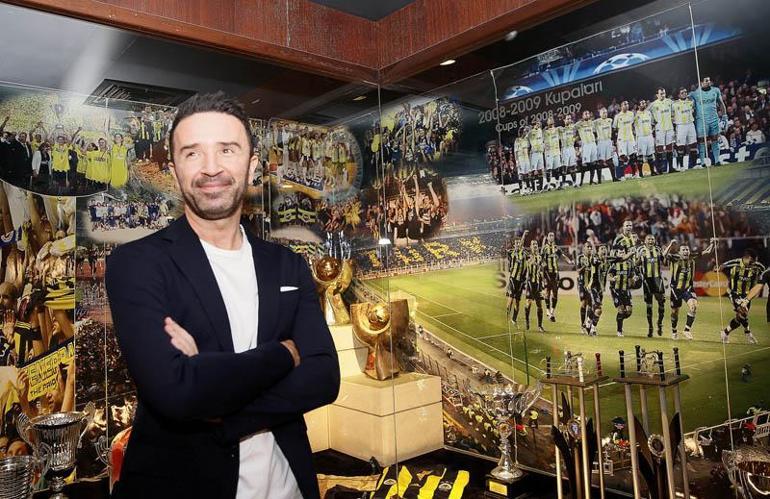 Fenerbahçe’nin efsane futbolcuları derbi öncesi bir araya geldi