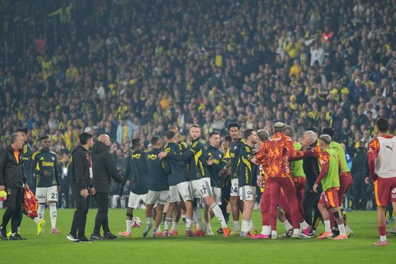 Fenerbahçe – Galatasaray maçı öncesi futbolcular arasında gerginlik