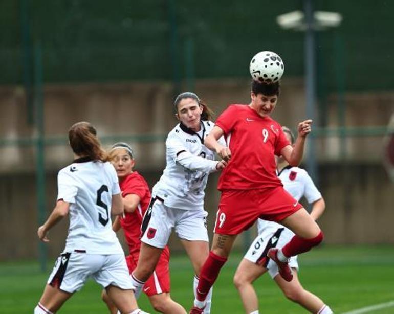 A Milli Kadın Futbol Takımı, Arnavutluku 2-0 mağlup etti