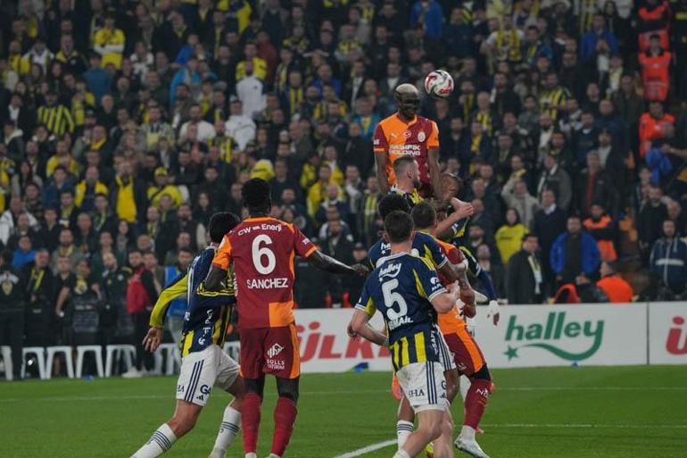 Dev derbide ilk yarı: Galatasaray üstün