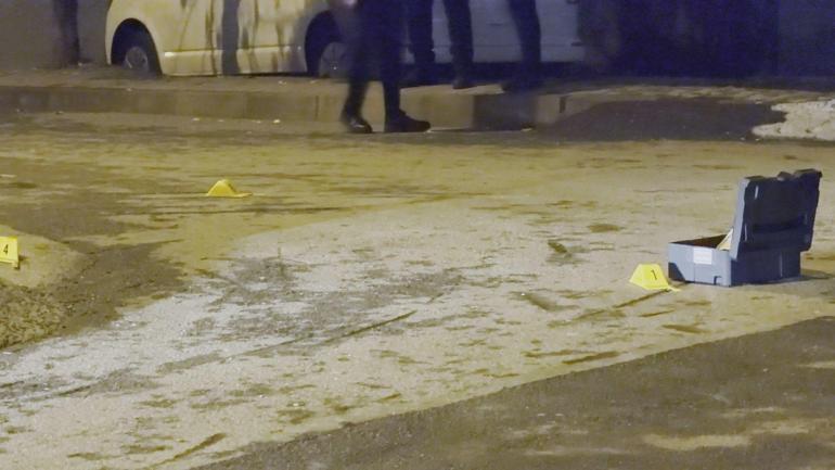 Arnavutköyde silahlı saldırı: 1i ağır 2 yaralı