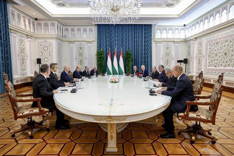 Tacikistan Cumhurbaşkanı Rahman, TBMM Başkanı Kurtulmuş’u kabul etti