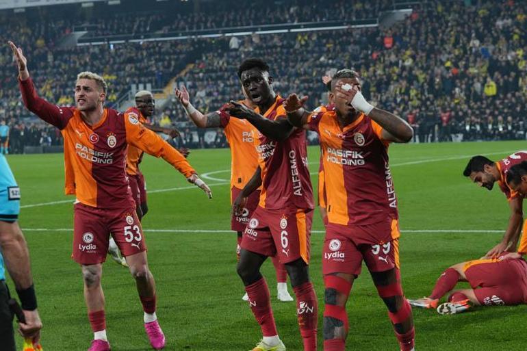 Galatasaraylı Kazımcan Karataşa çakmak atan taraftar gözaltına alındı
