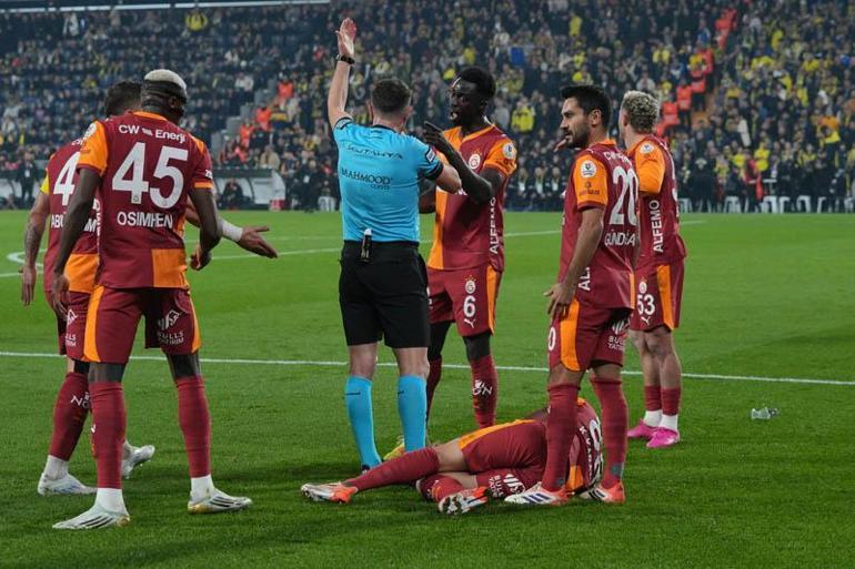 Galatasaraylı Kazımcan Karataşa çakmak atan taraftar gözaltına alındı