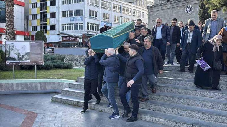 Eşi ve oğlunun ölümüne ilişkin tutuklu bulunduğu cezaevinde intihar eden doktor, defnedildi