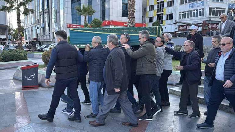 Eşi ve oğlunun ölümüne ilişkin tutuklu bulunduğu cezaevinde intihar eden doktor, defnedildi