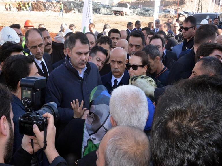 Bakan Kurum: 11 ilimizin tamamında artık son tuğlalar koyuluyor